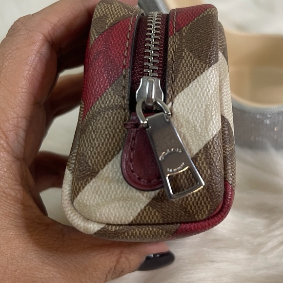 2 pcs COACH Red Rowan Satchel & Coach mini box cosmetic case - Picture 10 of 14